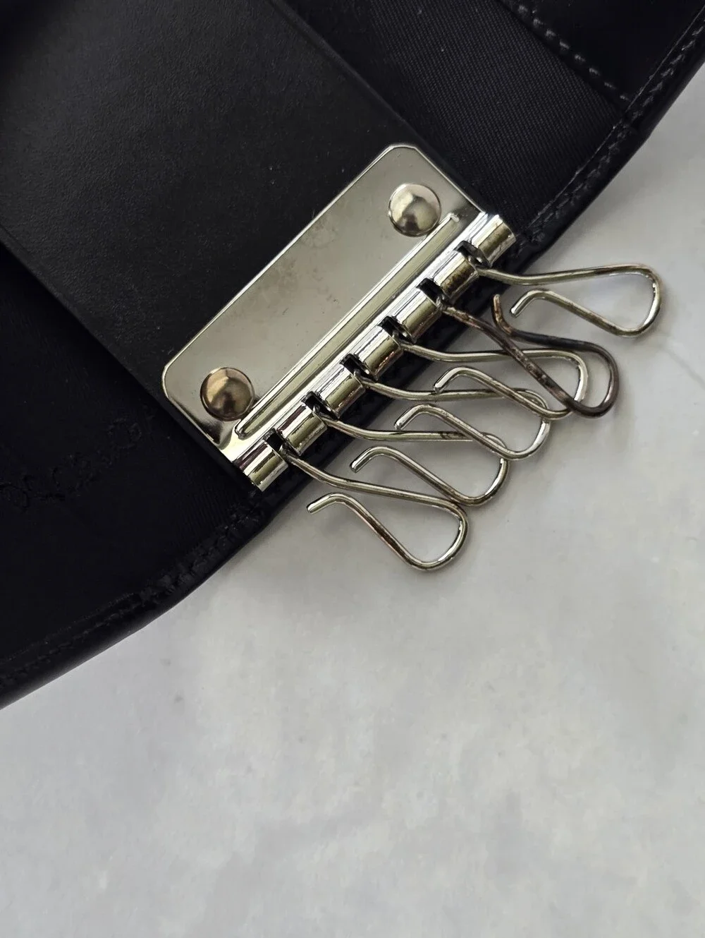 🔑Dolce & Gabbana Black Leather 6 Key Holder